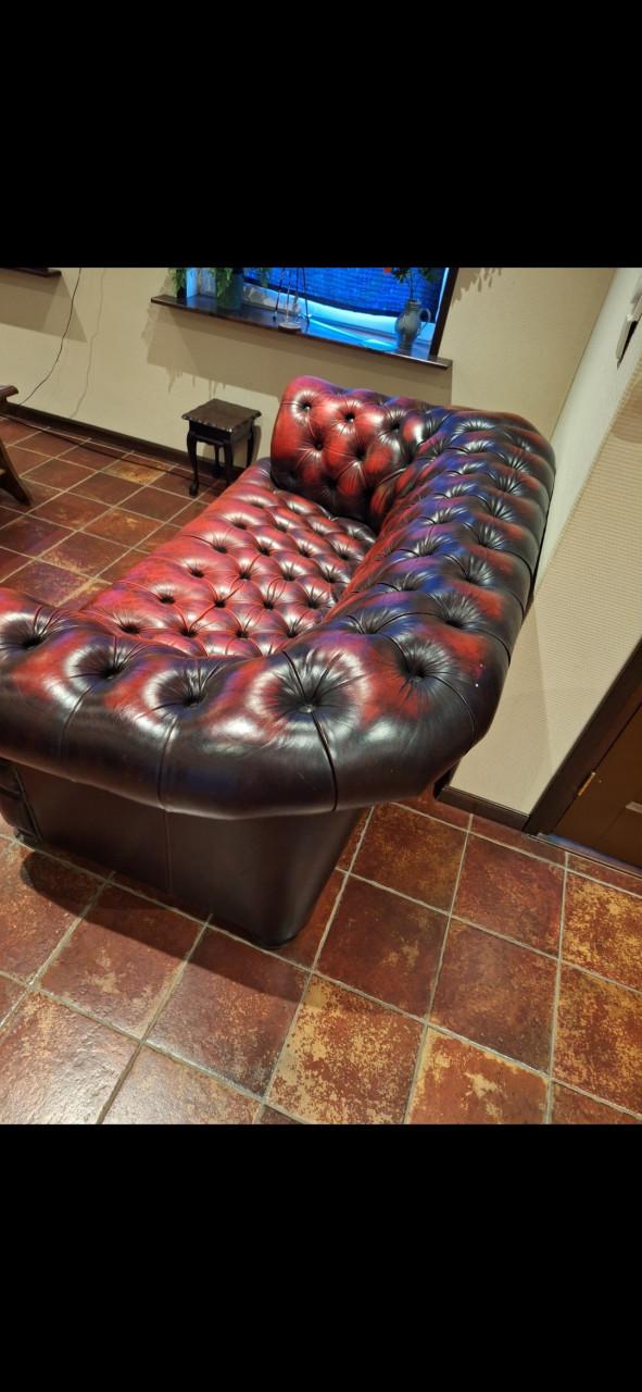 Te koop chesterfield 2 zits bank
