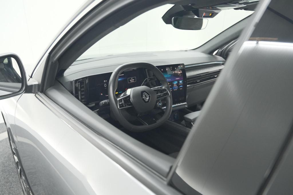 Renault Austral mild hybrid 160 x-tronic techno | 1800 kg trekgewicht | pan