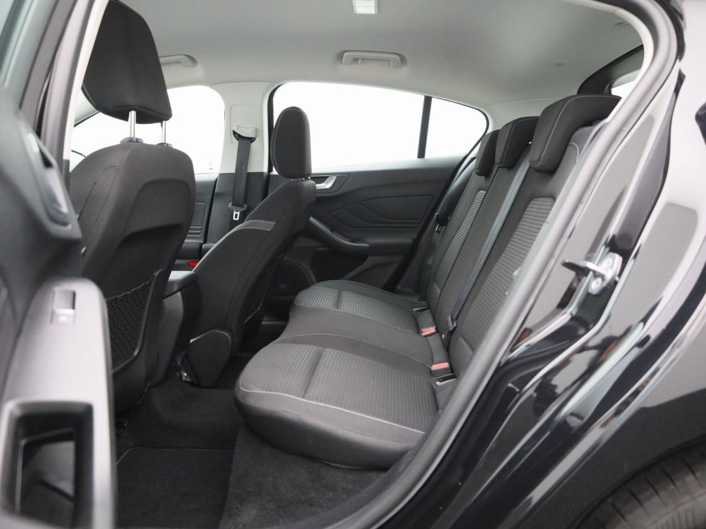 Ford Focus 1.0 ecoboost connected | lmv | parkeer sensoren | bluetooth | ai