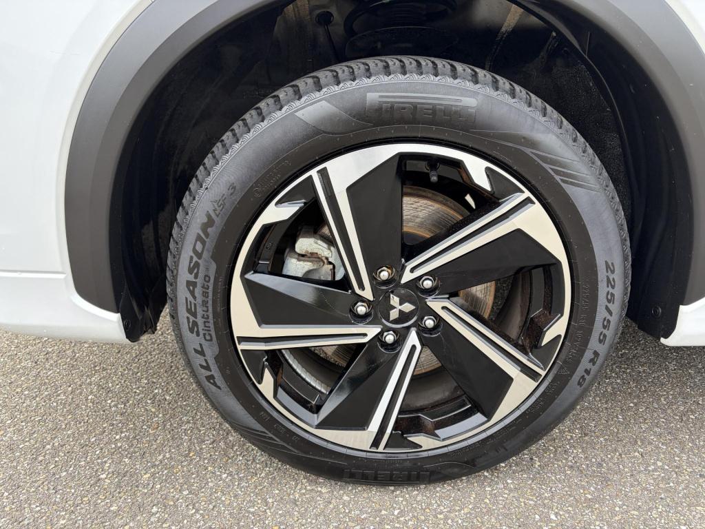 Mitsubishi Eclipse Cross 2.4 phev executive trekhaak|1500kg trekgewicht|5 j