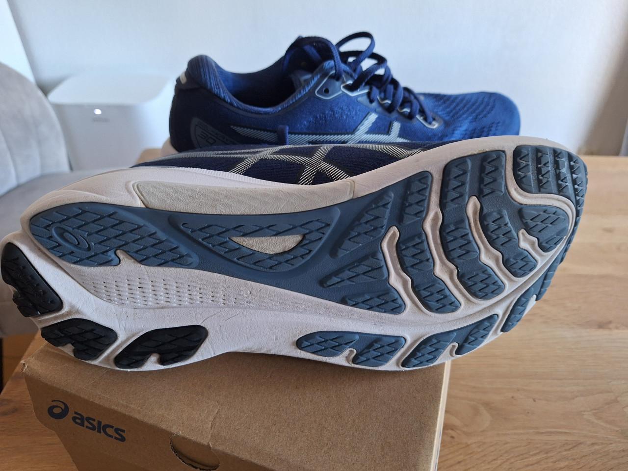 Asics gel Kayano-30 hardloopschoenen mt 43,5