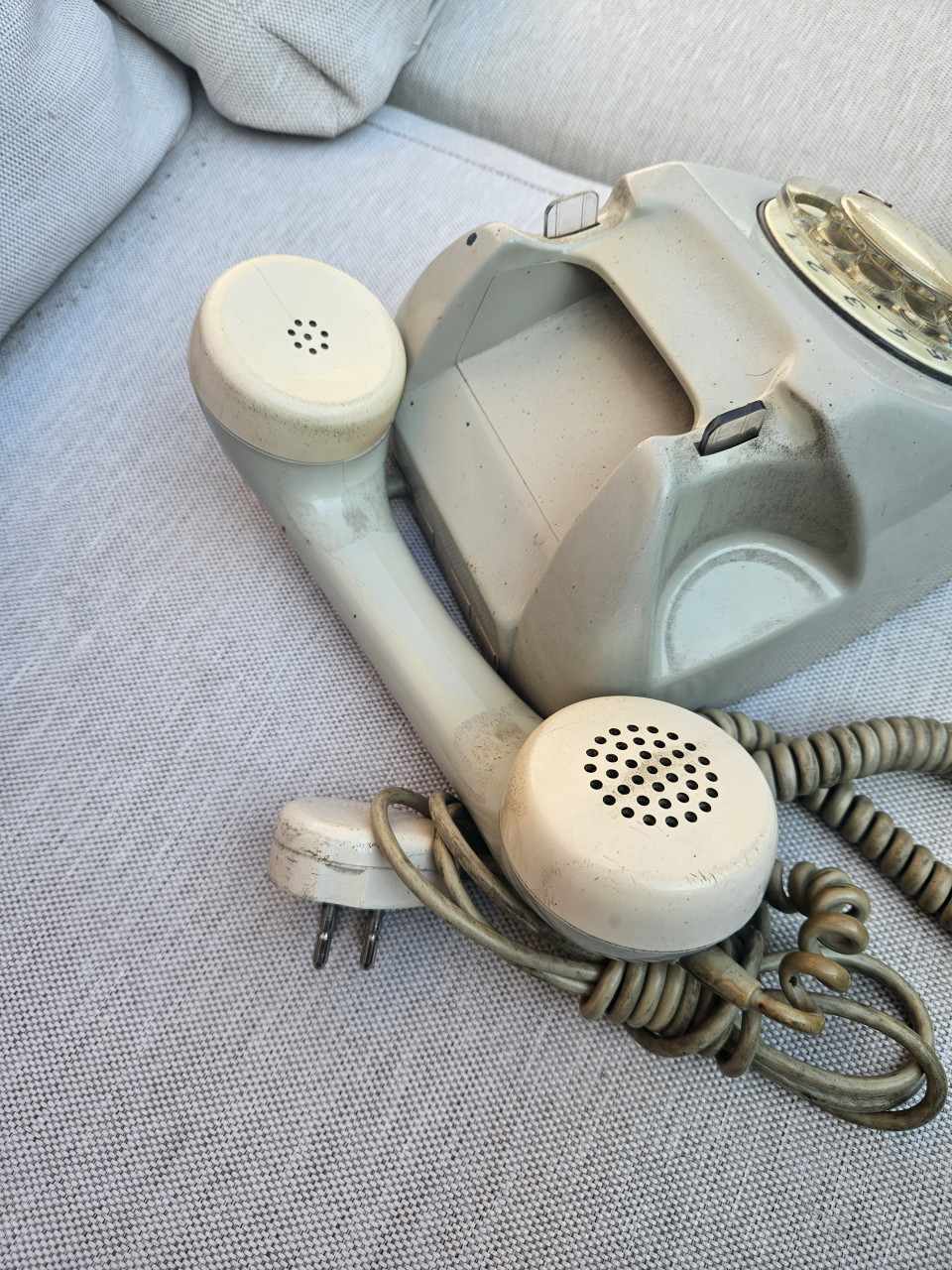 Origineel Jaren 70, grijs PTT telefoon type T 65 met draaischijf....