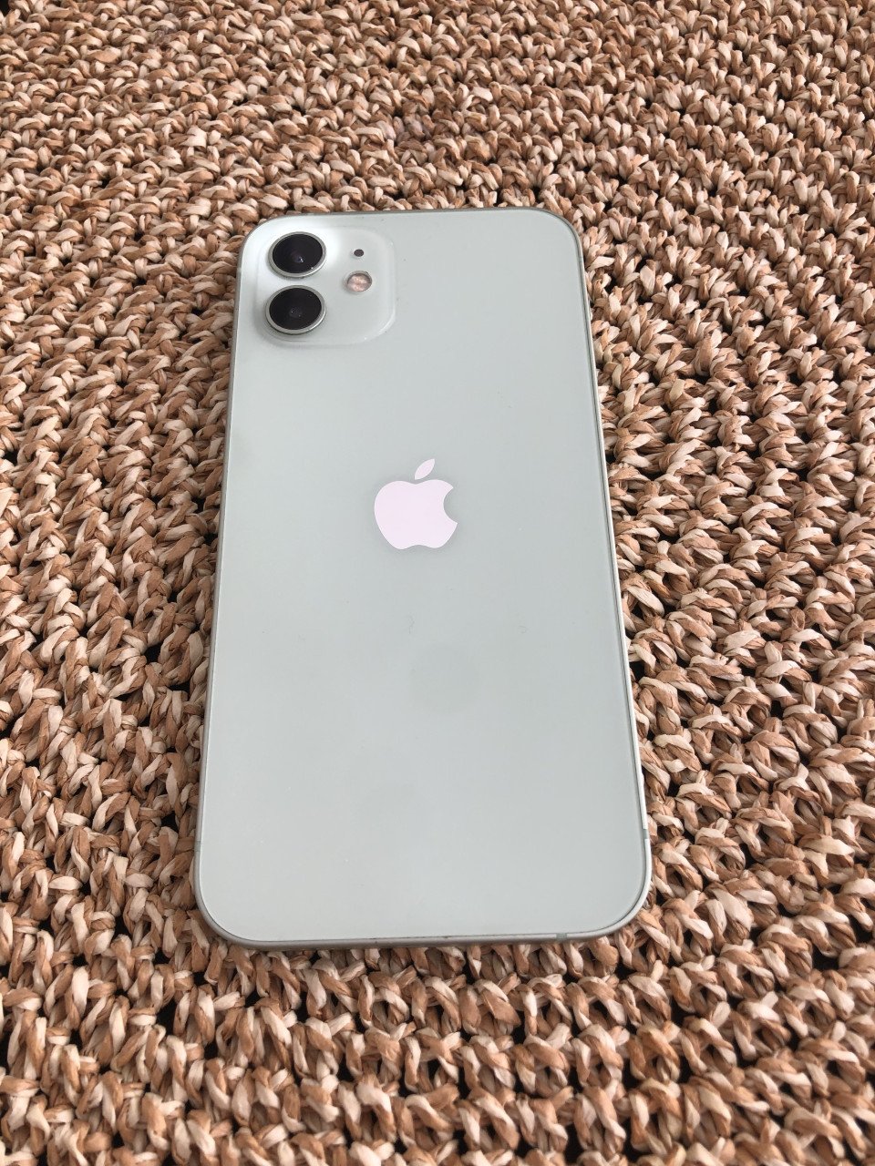 IPhone 12 zo goed als nieuw