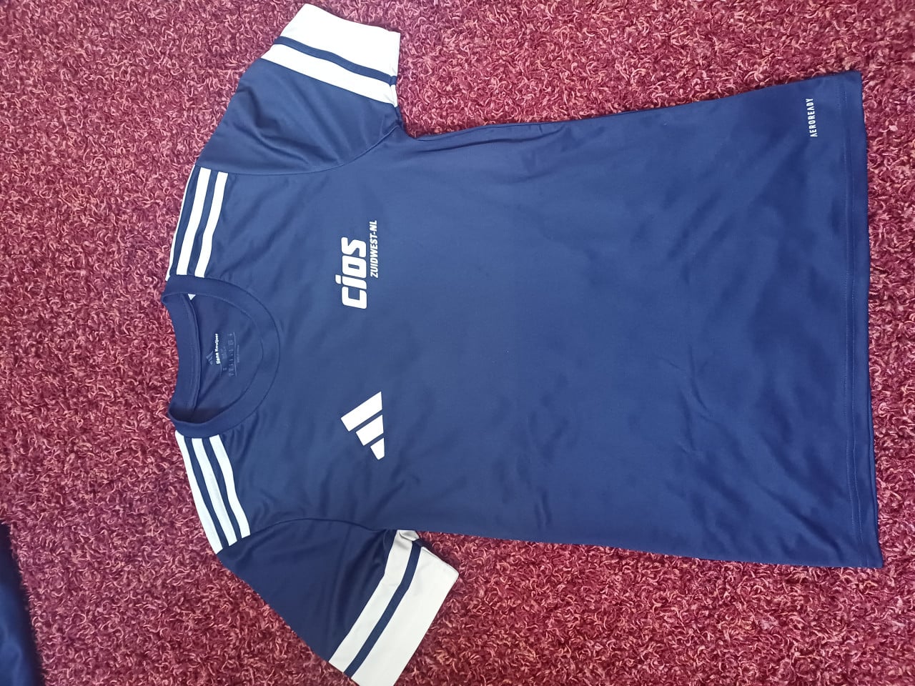 Diverse CIOS kleding