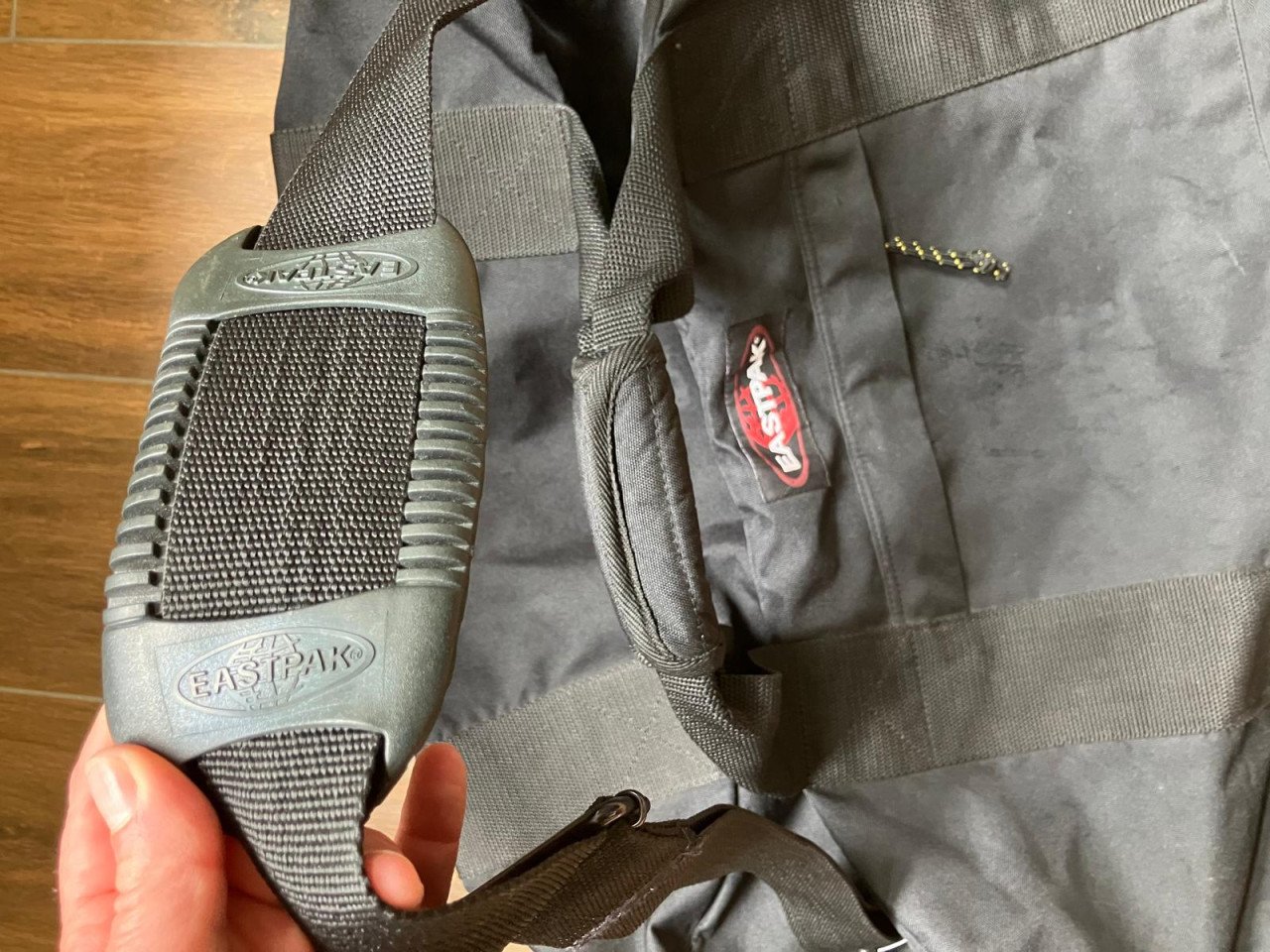 Eastpak reistas groot 96 liter