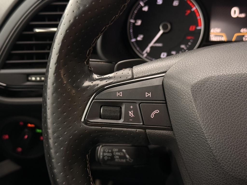 Seat Leon st 2.0 tsi cupra 290 | pano | stoelverwarming | achteruitrijcamer