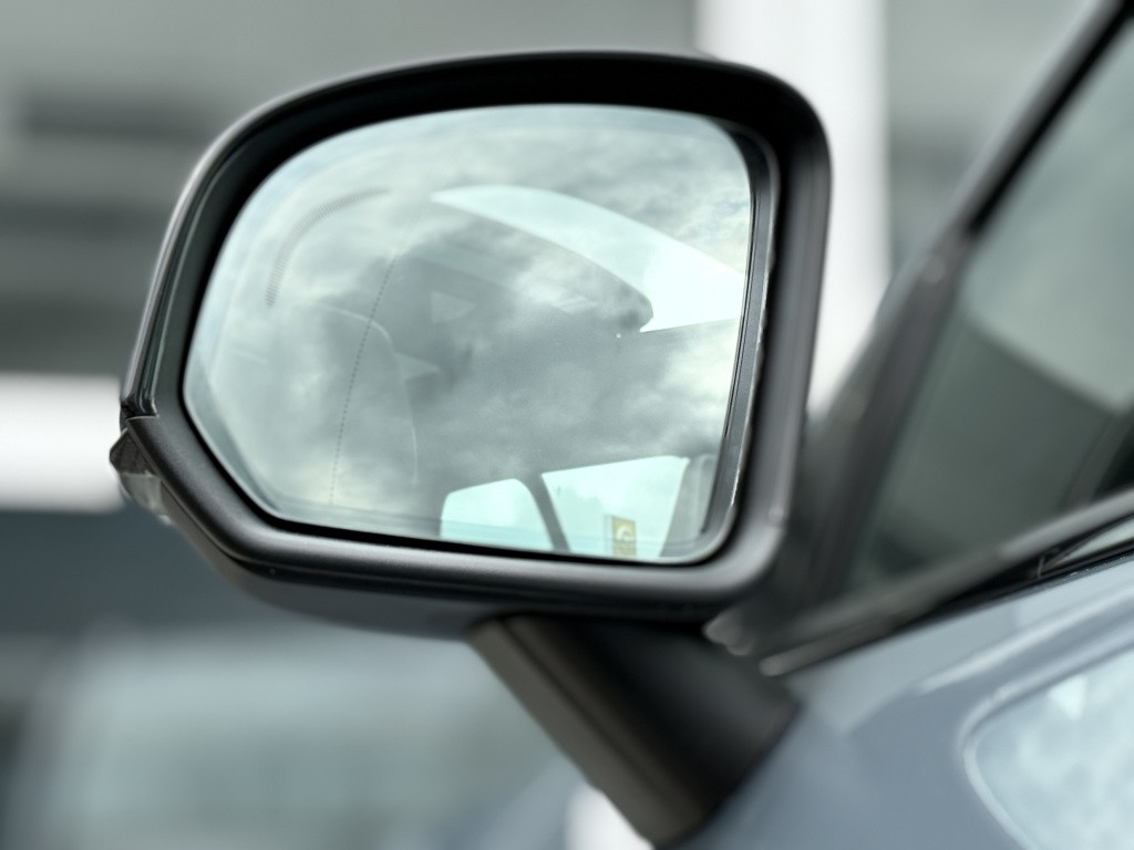 Volvo XC40 b3 163pk ultimate dark| adap.cruise| panodak| camera| elek.stoel