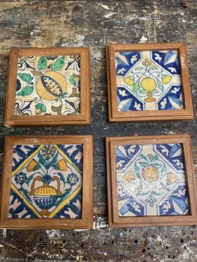 Gekleurde antieke tegeltjes