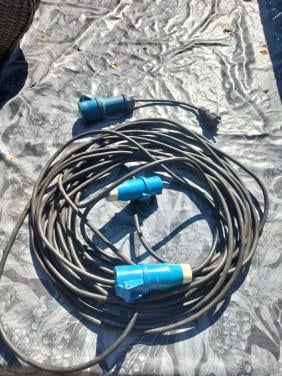 Camping stroomkabel met camping- stekkers