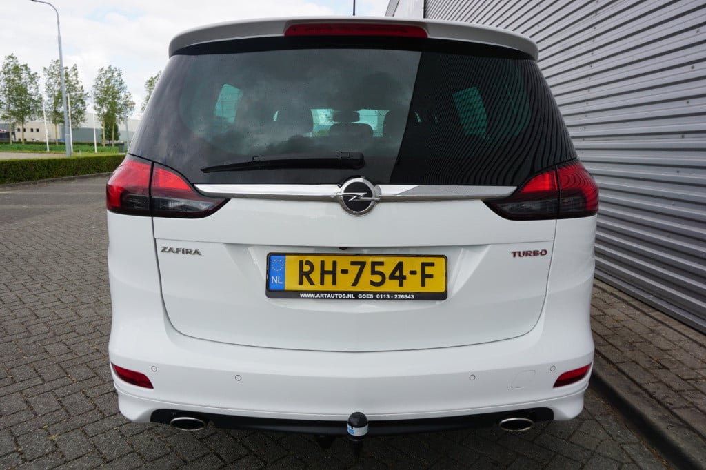 Opel Zafira 1.6 turbo business executive 7p. airco / navi / cruise / elektr