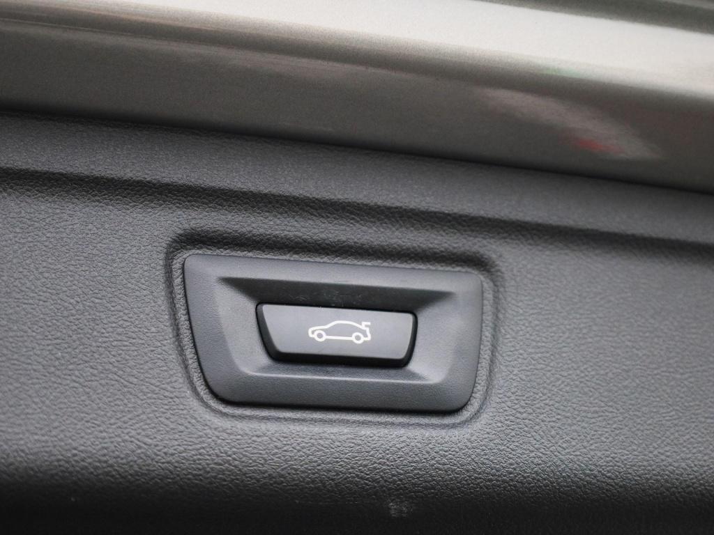 BMW 3-serie touring 330e high executive | m-sport | automaat | lmv | naviga