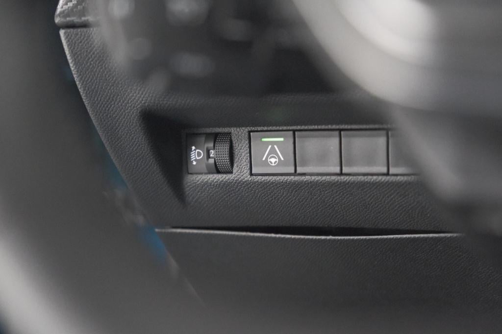 Peugeot 2008 hybrid 136 e-dcs6 allure | 360 camera | adaptieve cruise contr