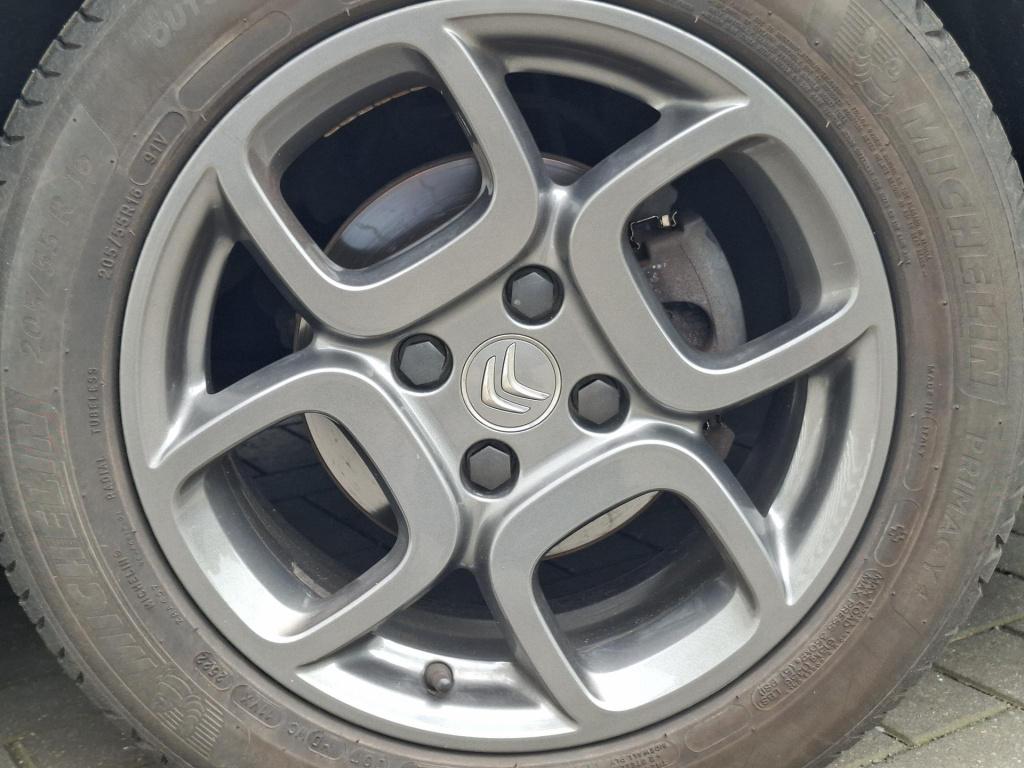 Citroen C4 Cactus 110 shine clima/nav/cam