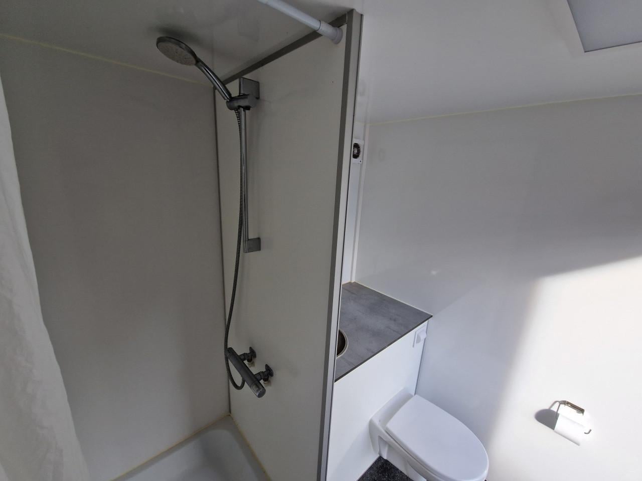 Mobiele badkamer / nood badkamer / tijdelijke badkamer