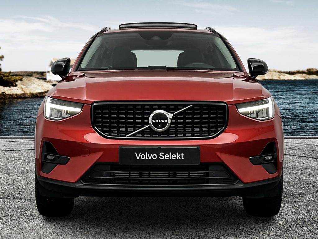 Volvo XC40 t5 262pk recharge ultra dark| adap.cruise| pano| 360camera| trek
