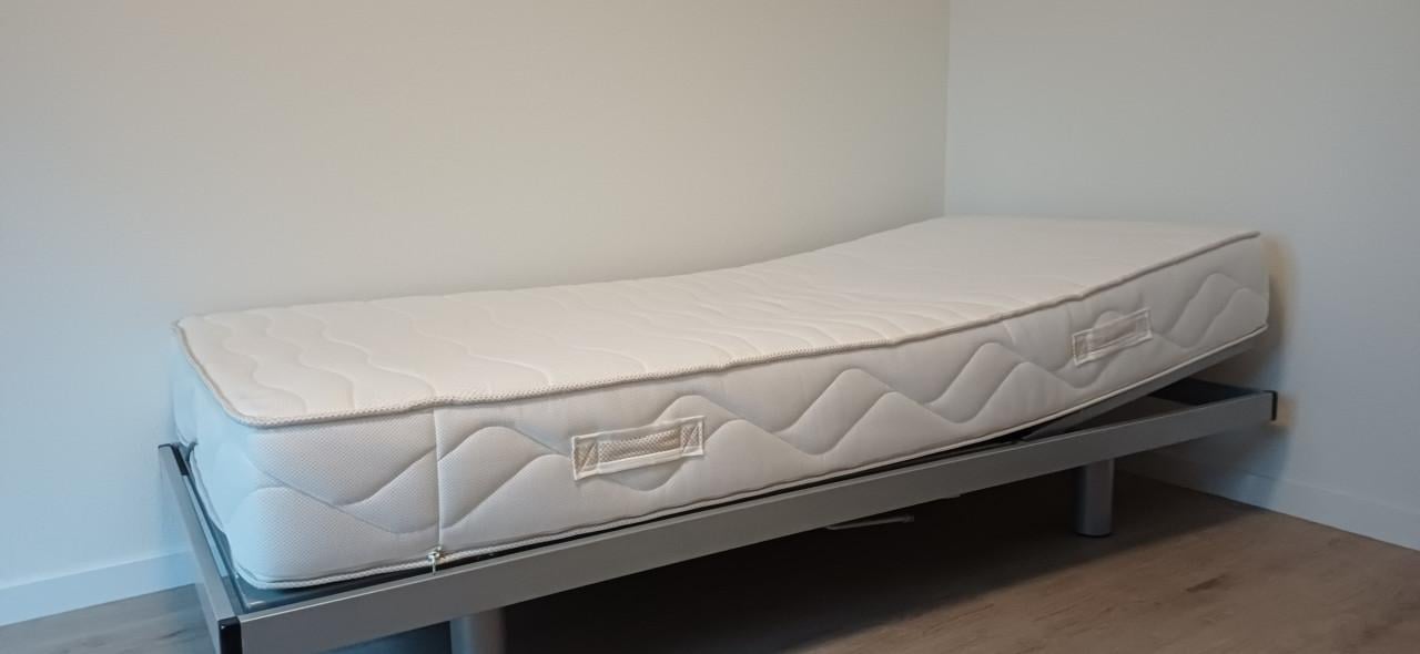 1-persoons bed incl. matras