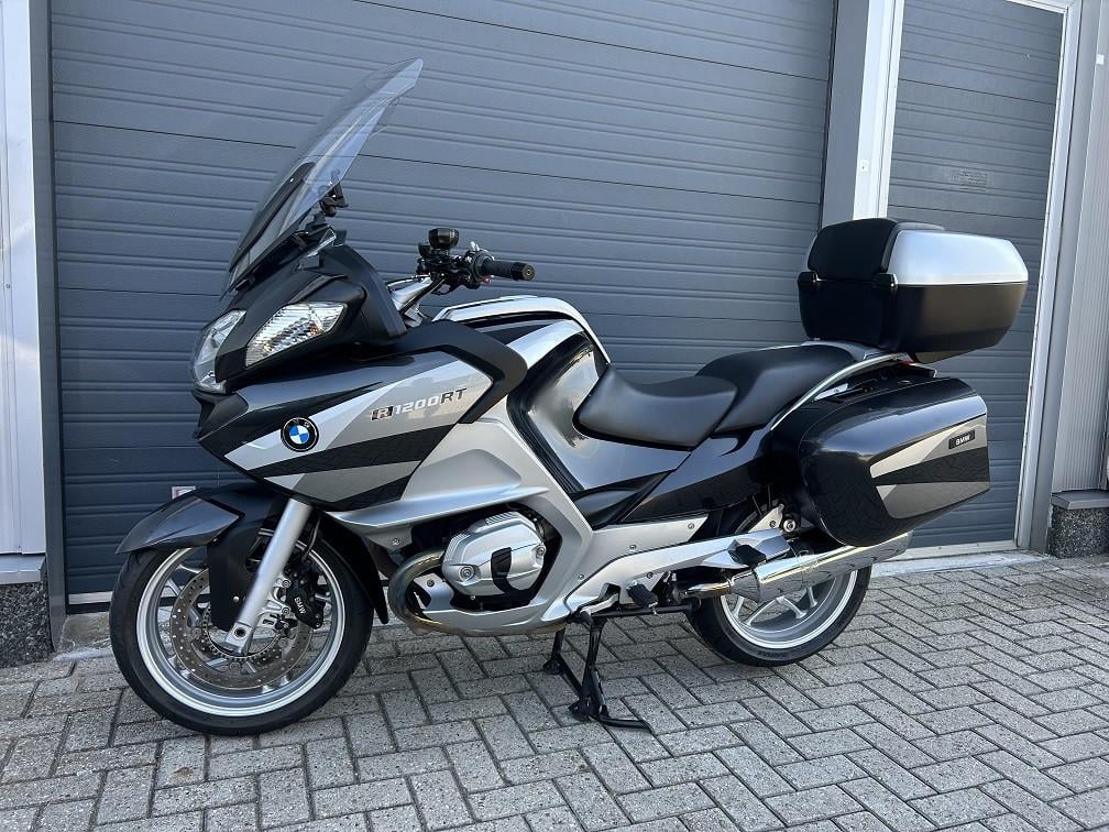 BMW R1200RT, 2010 met 88 dkm, topkoffer, cruisecontrol, zadelverw etc €5750