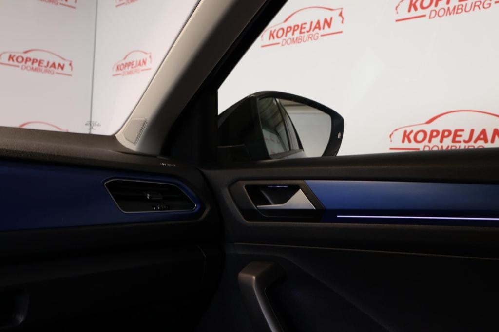 Volkswagen T-roc 1.0 tsi style nl auto, acc, panoramadak, all season, carpl