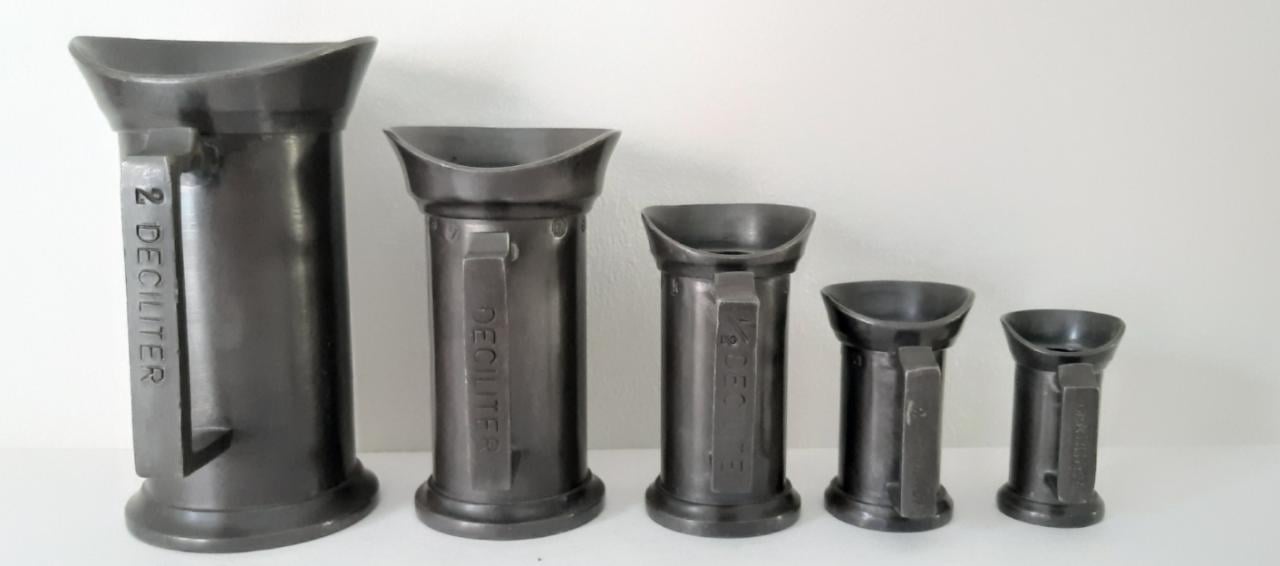 5 tinnen maatkannetjes