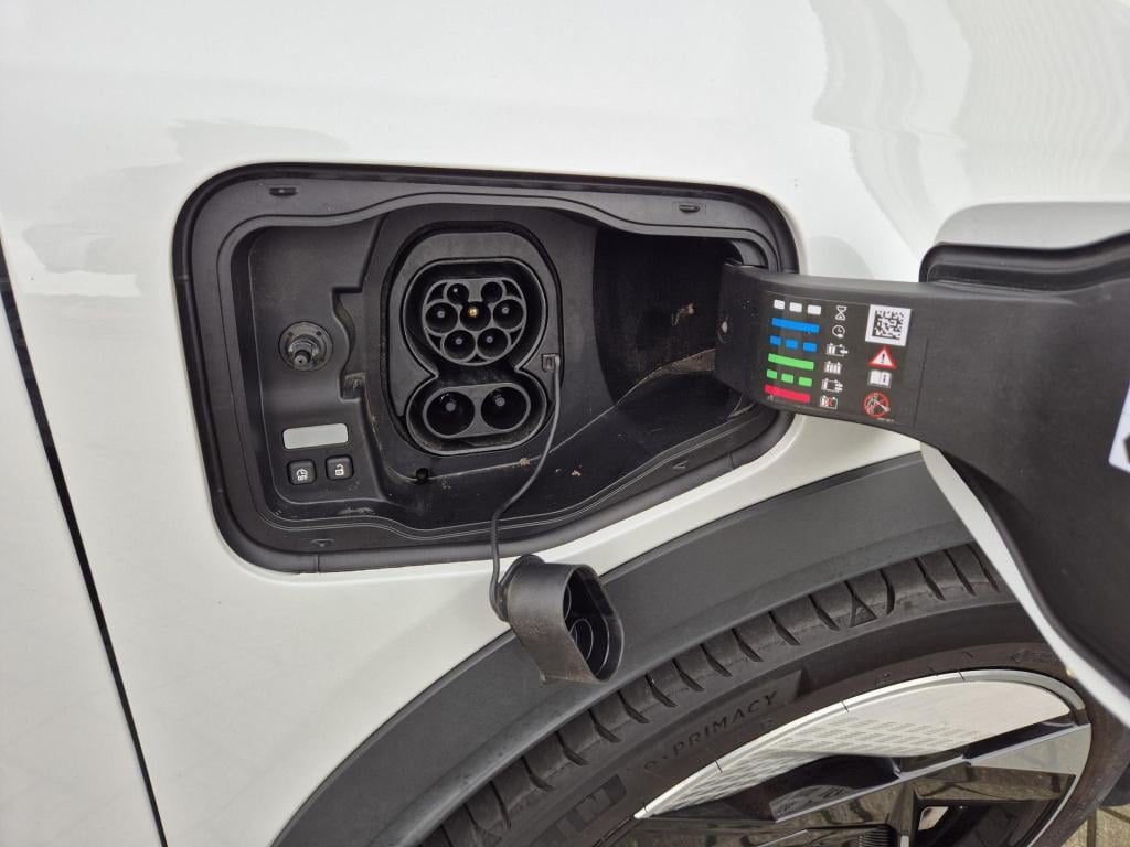 Renault Scenic e-tech ev87 long range iconic solarbay dak, harman kardon au