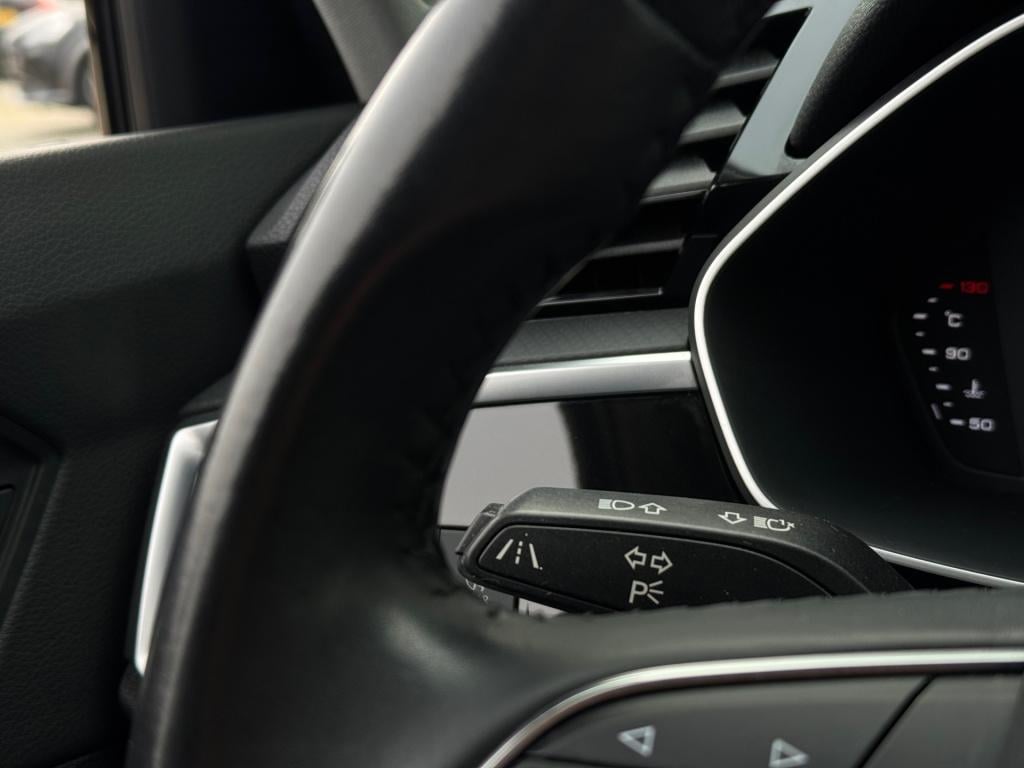 Audi Q3 sportback 35 tfsi pro line * leder * trekhaak * stoelverwarming