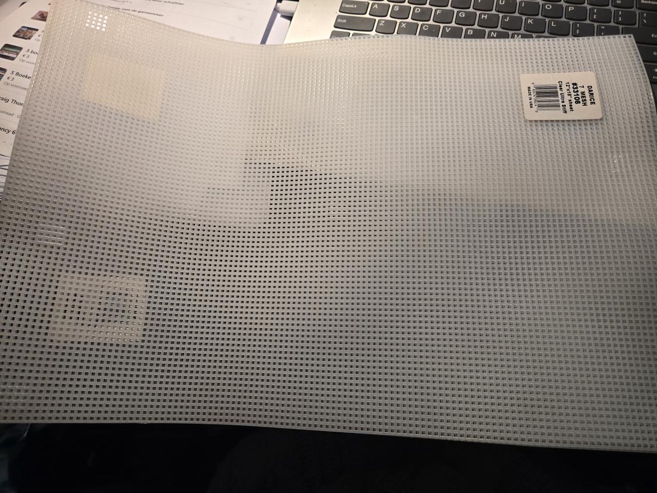 3 stuks Darice #7 Mesh Ultra Stiff Plastic Canvas. Nieuw