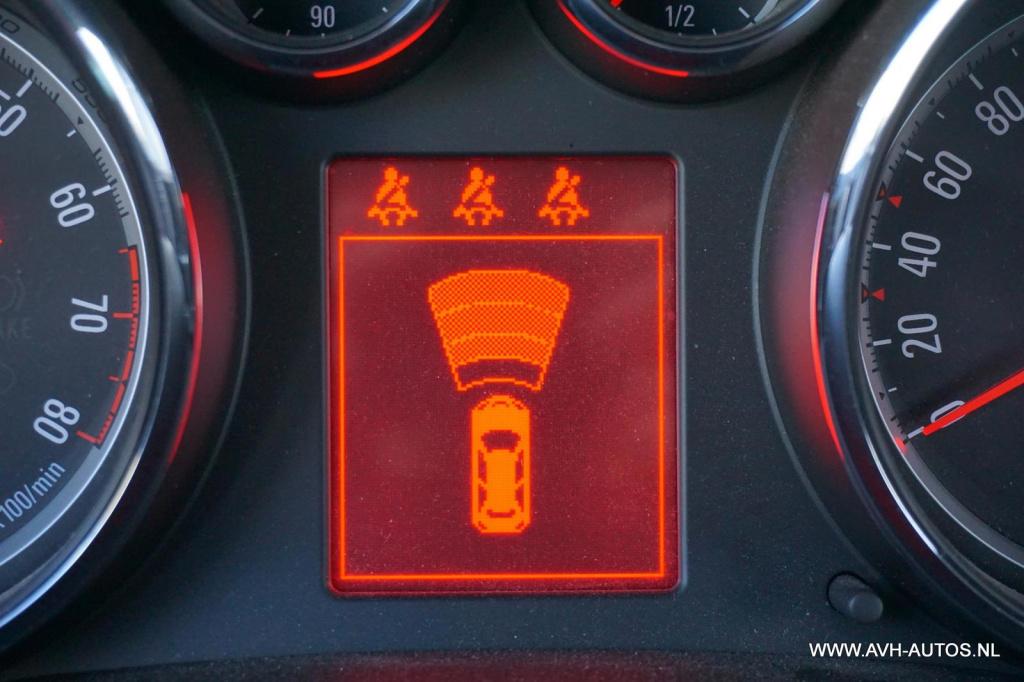 Opel Zafira tourer 1.4 edition