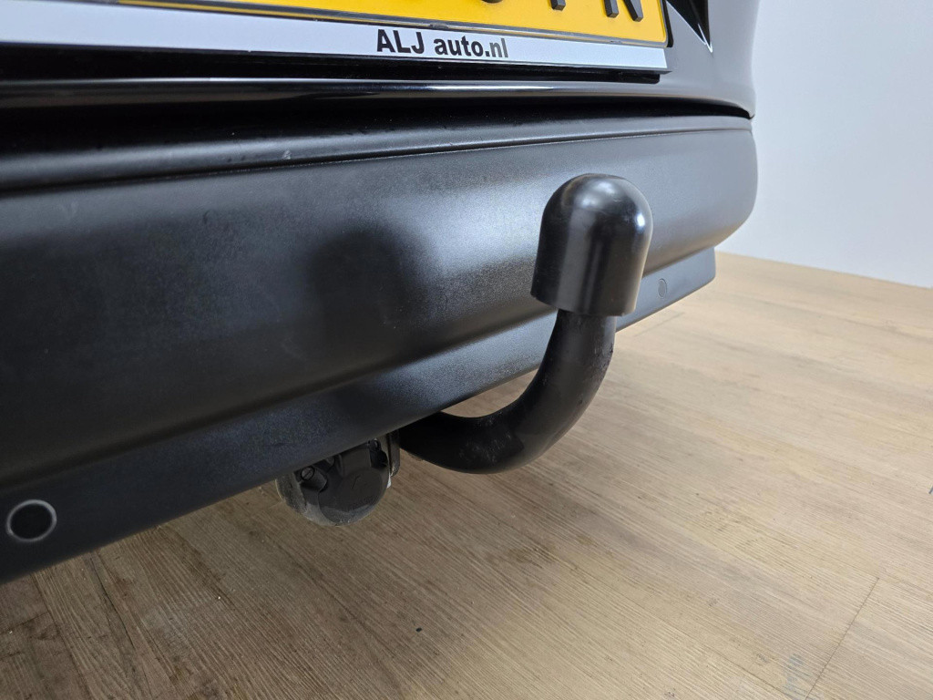 Renault Clio estate occasion automaat 1.2 met trekhaak en met cruisecontrol