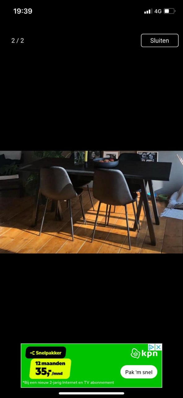 Eetkamertafel