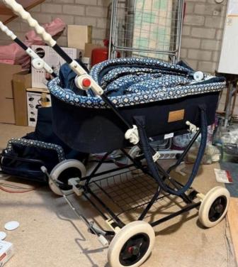 Vintage   kinderwagen