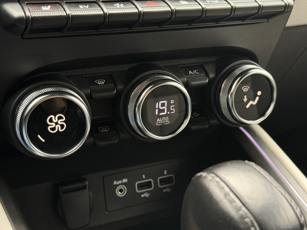 Renault Clio 1.6 e-tech hybrid 140 initiale paris | nl-auto | dealer ond. |