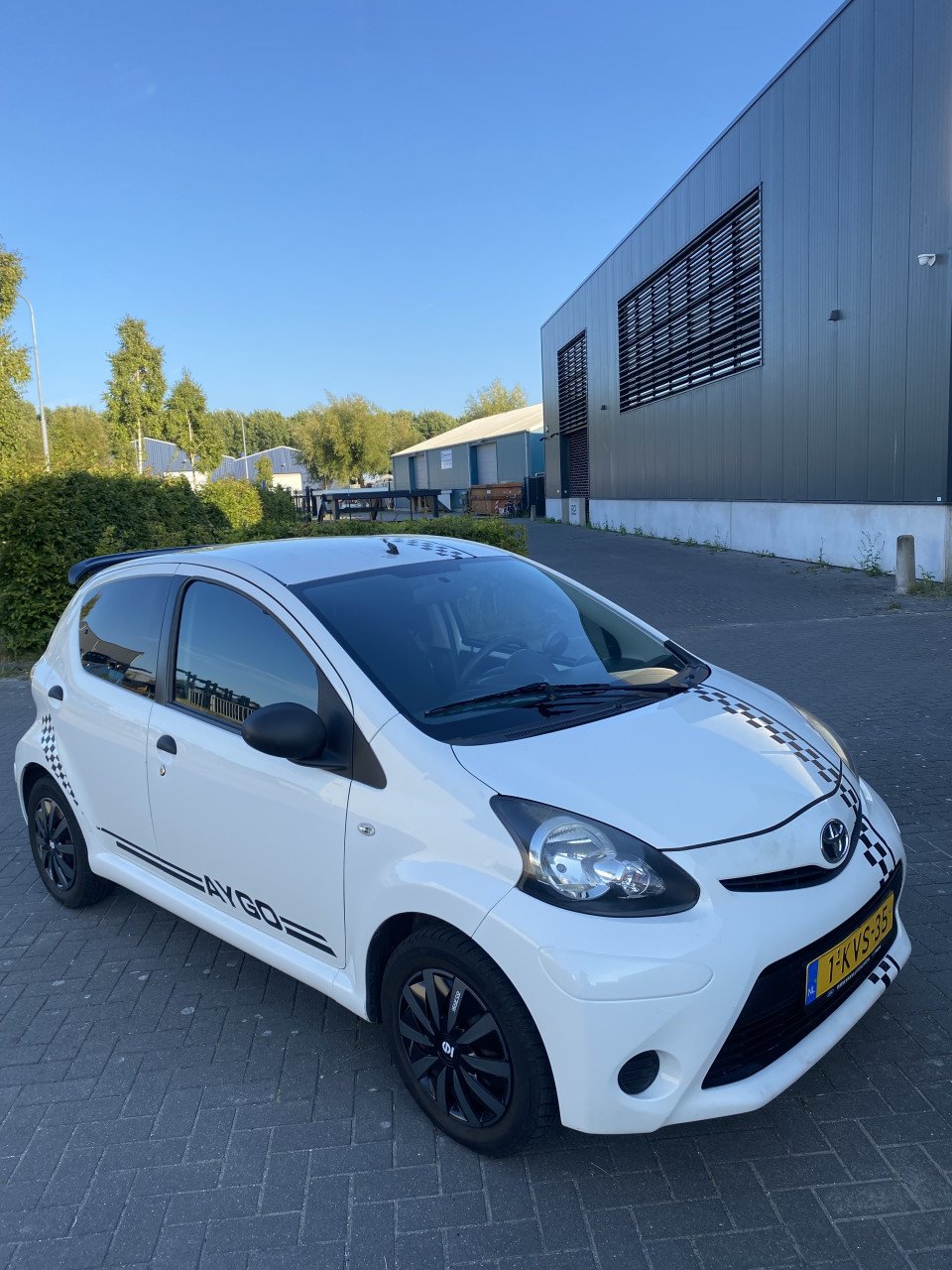 Toyota Aygo 1.0 12V Vvt-i 5DRS 2013 Wit | NAP | NIEUWE APK!