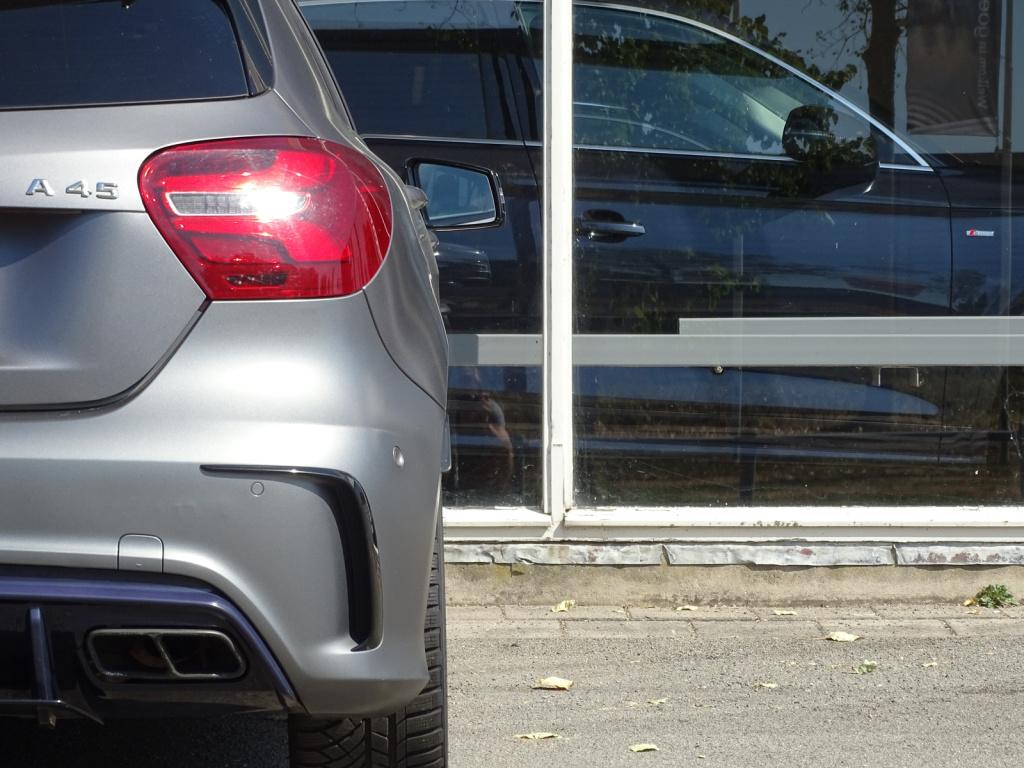 Mercedes-Benz A-Klasse amg 45 4matic | schaalstoelen | designo mountaingrij