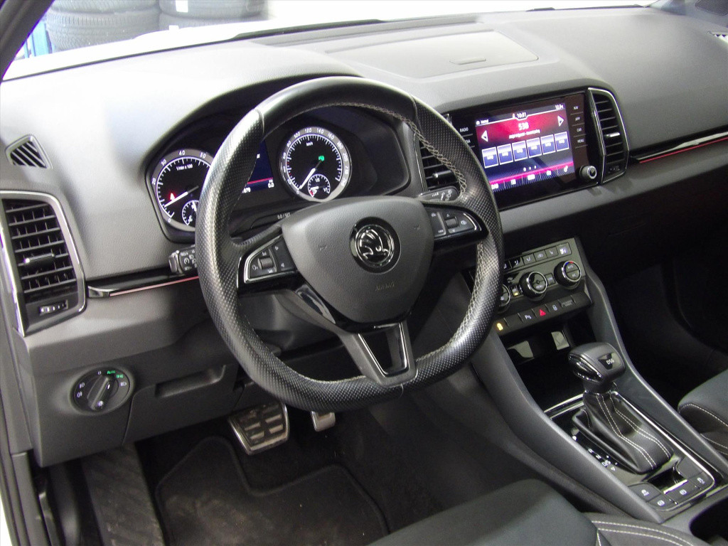 Skoda Karoq 1.5 tsi act greentech 150pk dsg-7 sportline business