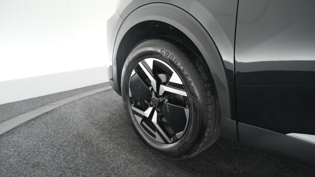Peugeot 2008 puretech 130 eat8 gt | 360 camera | adaptieve cruise control |