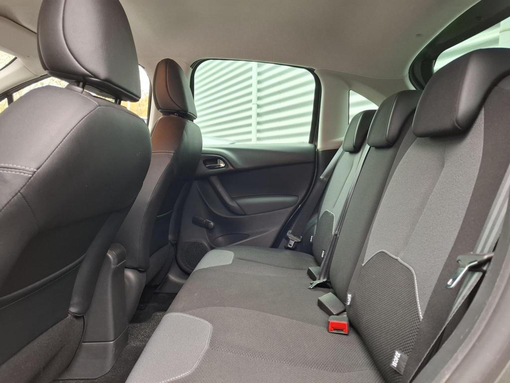 Citroen C3 1.4i selection clima/lmv/trekhaak lage km.stand!