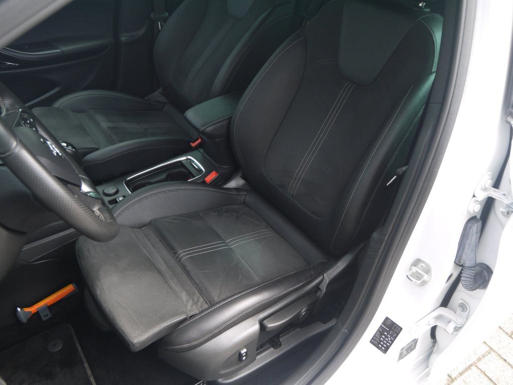 Opel Astra 1.2 ultimate|rijklaar