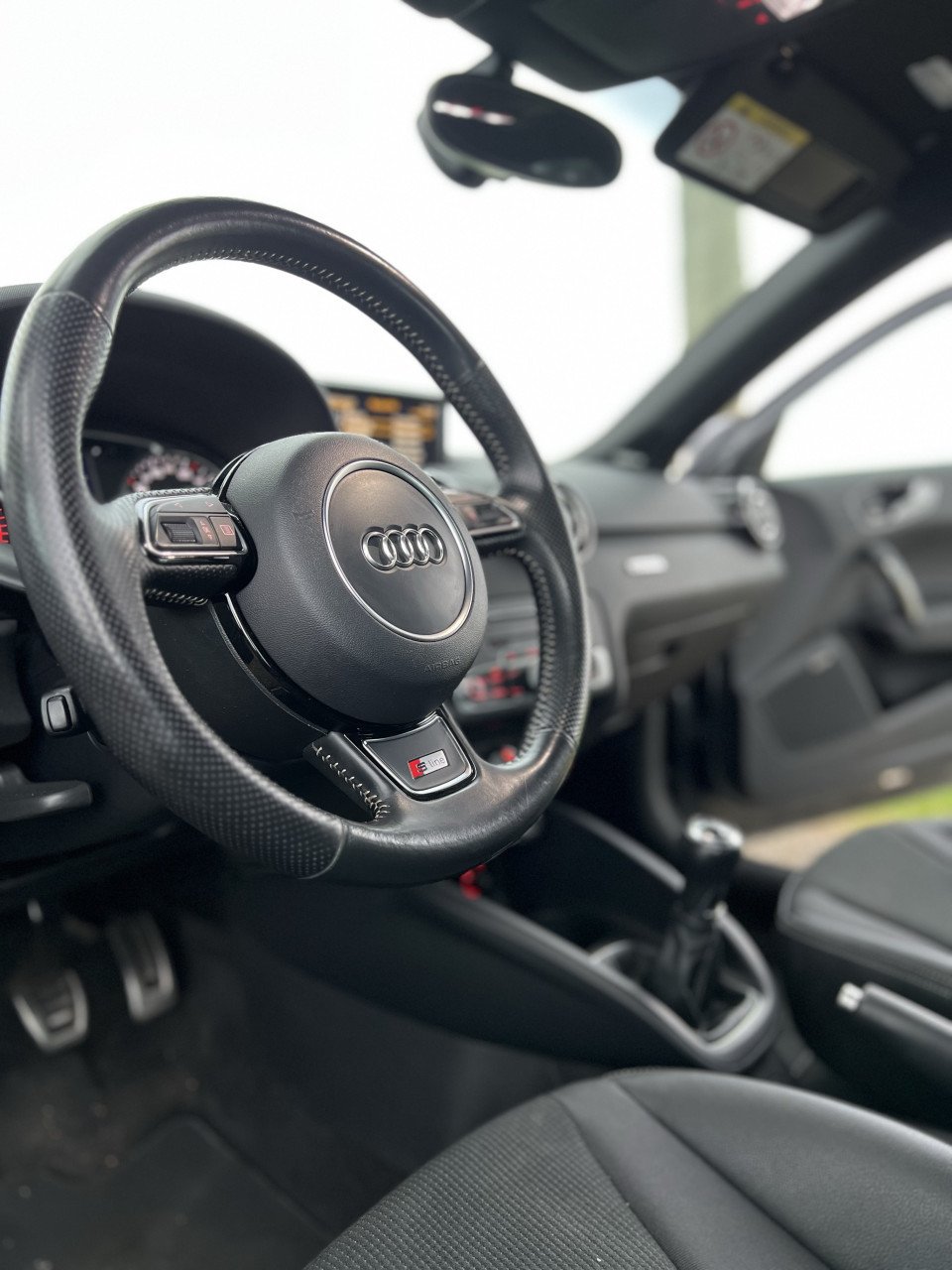 Audi A1 1.0 Tfsi 70KW Sportback 2017 grijs S-line