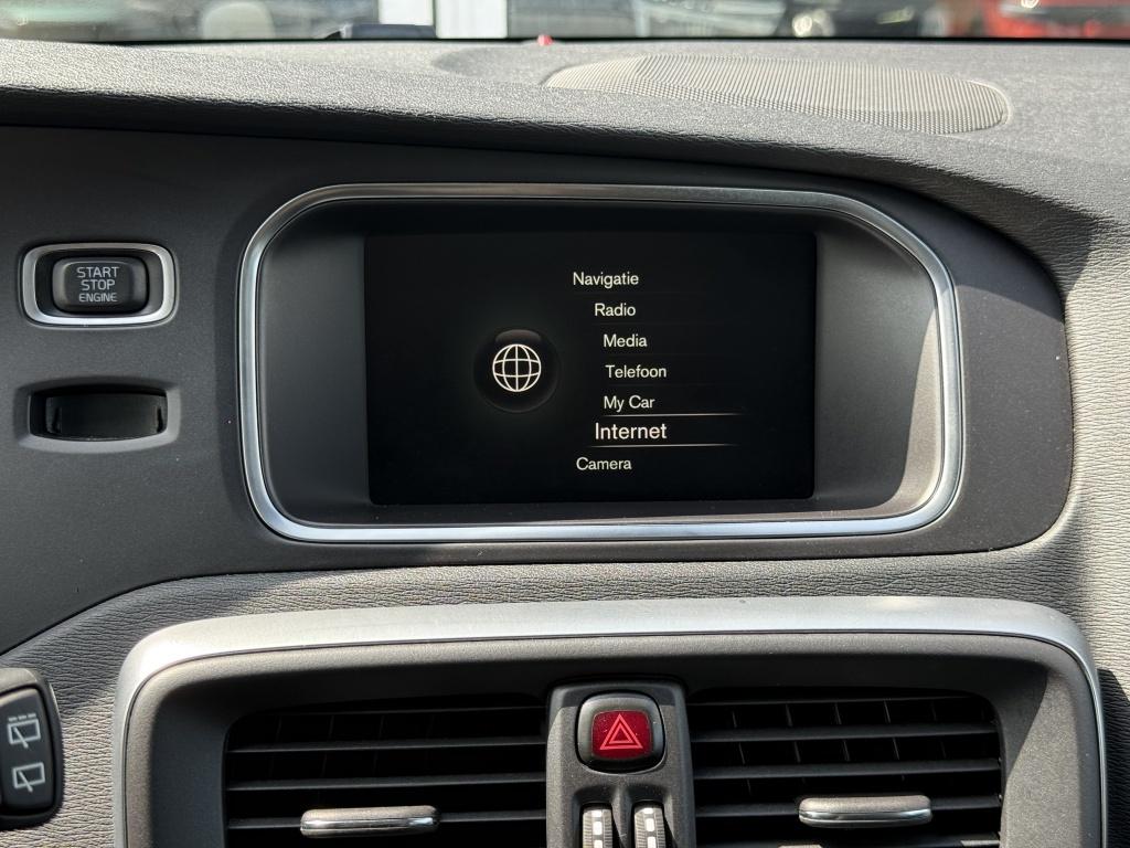 Volvo V40 cross country t3 153pk aut6 polar+ luxury| leder|pano| camera| tr