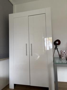 Kledingkast hoogland wit bopita