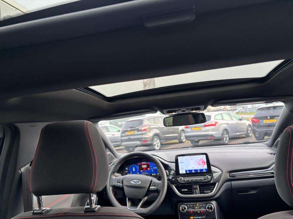 Ford Puma ecoboost 125pk st-line, winterpakket, pano, carplay