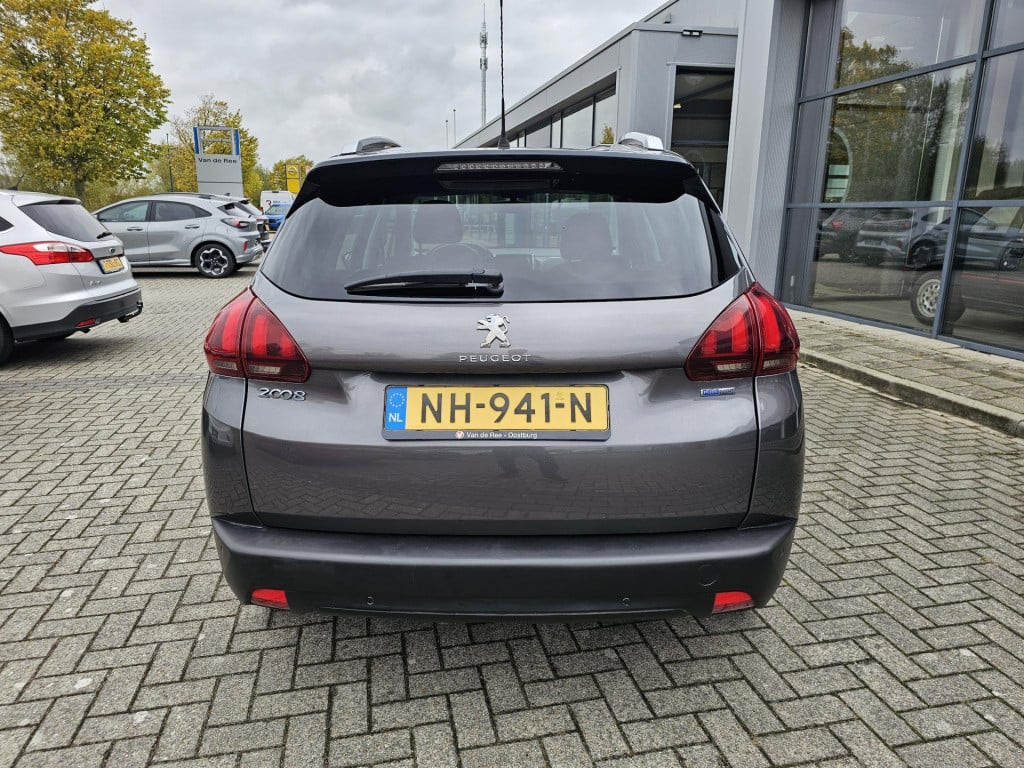 Peugeot 2008 1.2 puretech blue lion