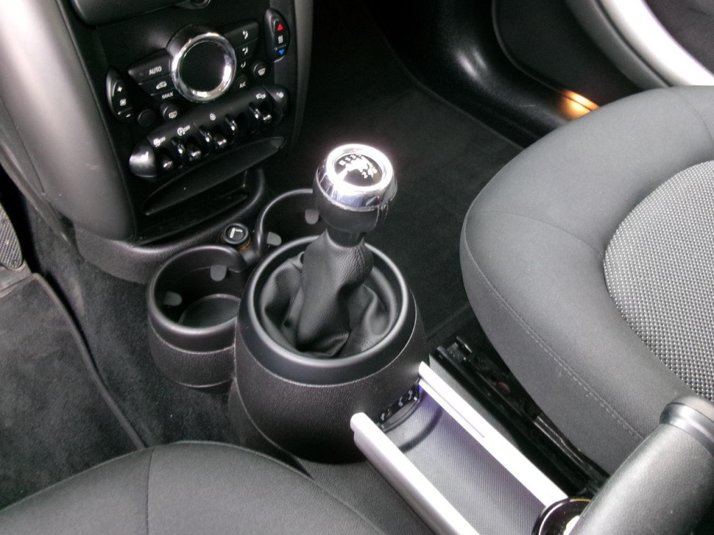 Mini Countryman one 1.6 airco, lm.velgen