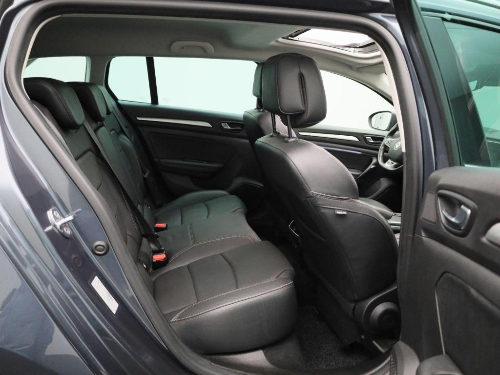 Renault Megane E-tech estate 1.6 plug-in hybrid 160 business edition one | 