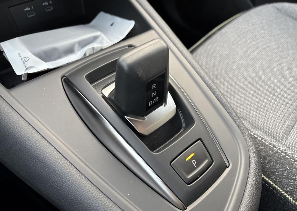 Renault Captur 1.8 e-tech full hybrid 160 techno