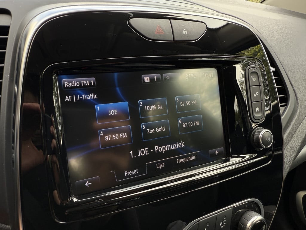 Renault Captur 0.9 tce intens // 65.000km! //