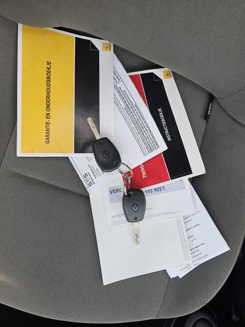 Renault Twingo 1.2-16V Authentique Airco! In Zeer Goede Staat!
