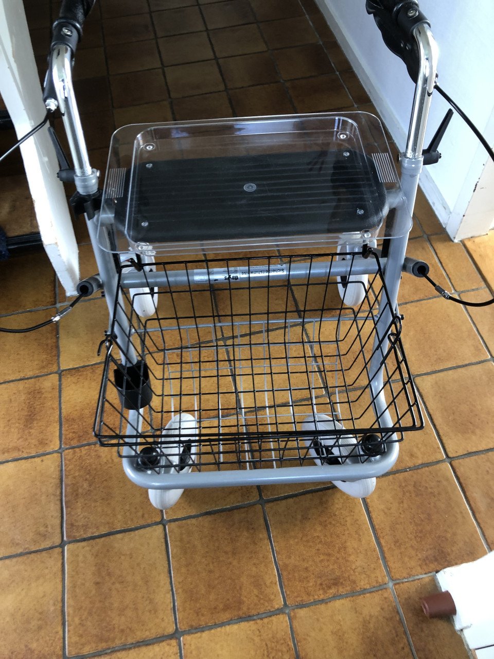 Rollator, Quatro, lichtgewicht, zilvergrijs