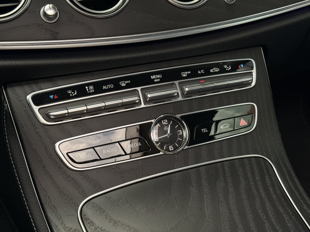 Mercedes-Benz E-Klasse 200 premium plus designo | amg | pano | burmester | 
