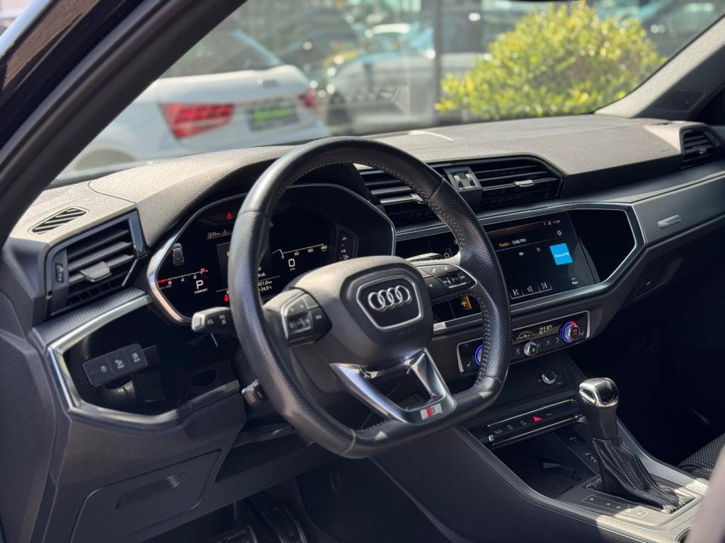 Audi Q3 35 tfsi 3x s line * matrix led * keyless * stoelverwarming